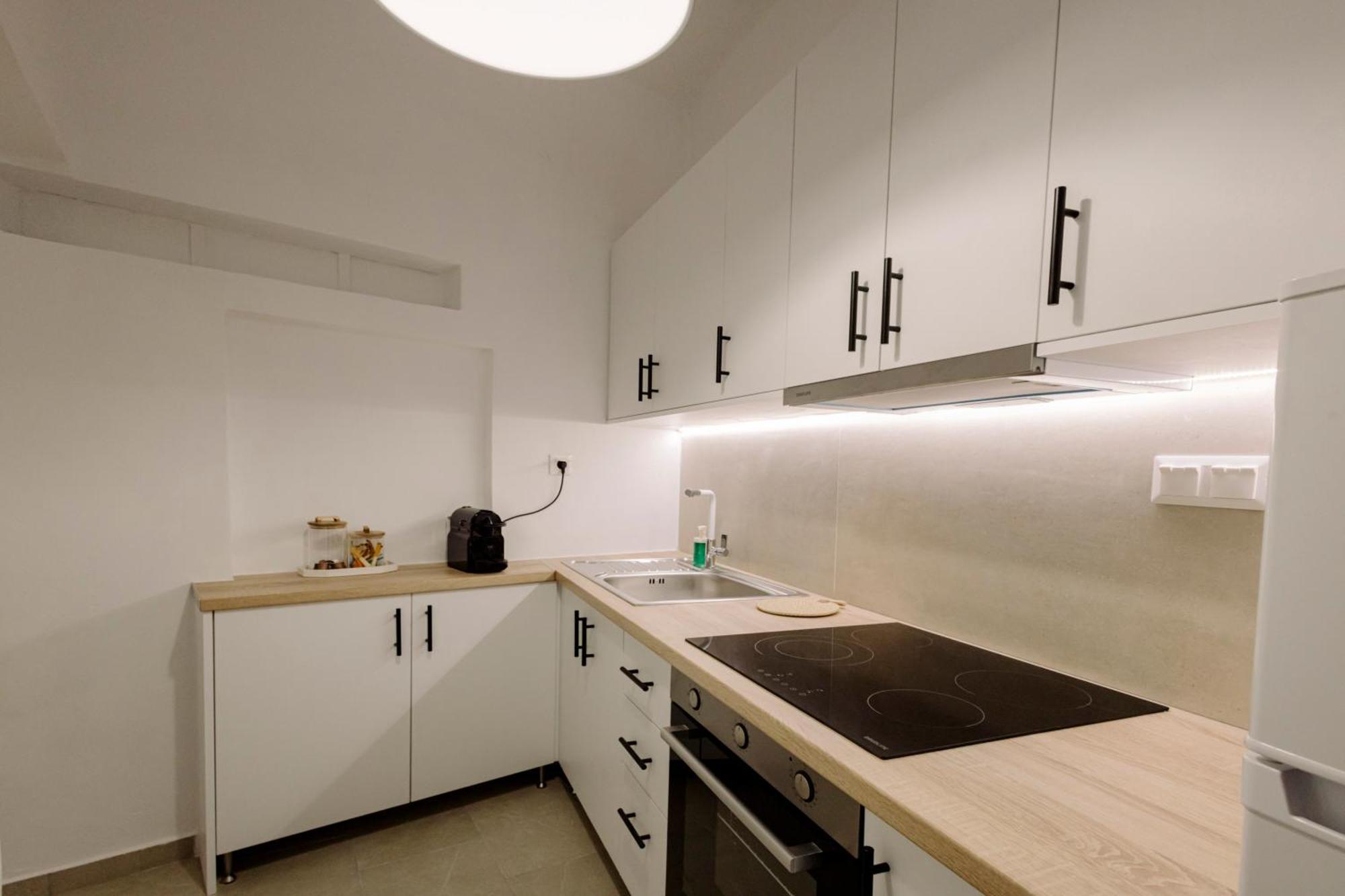 Rikas City Apartment Heraklion  Bagian luar foto